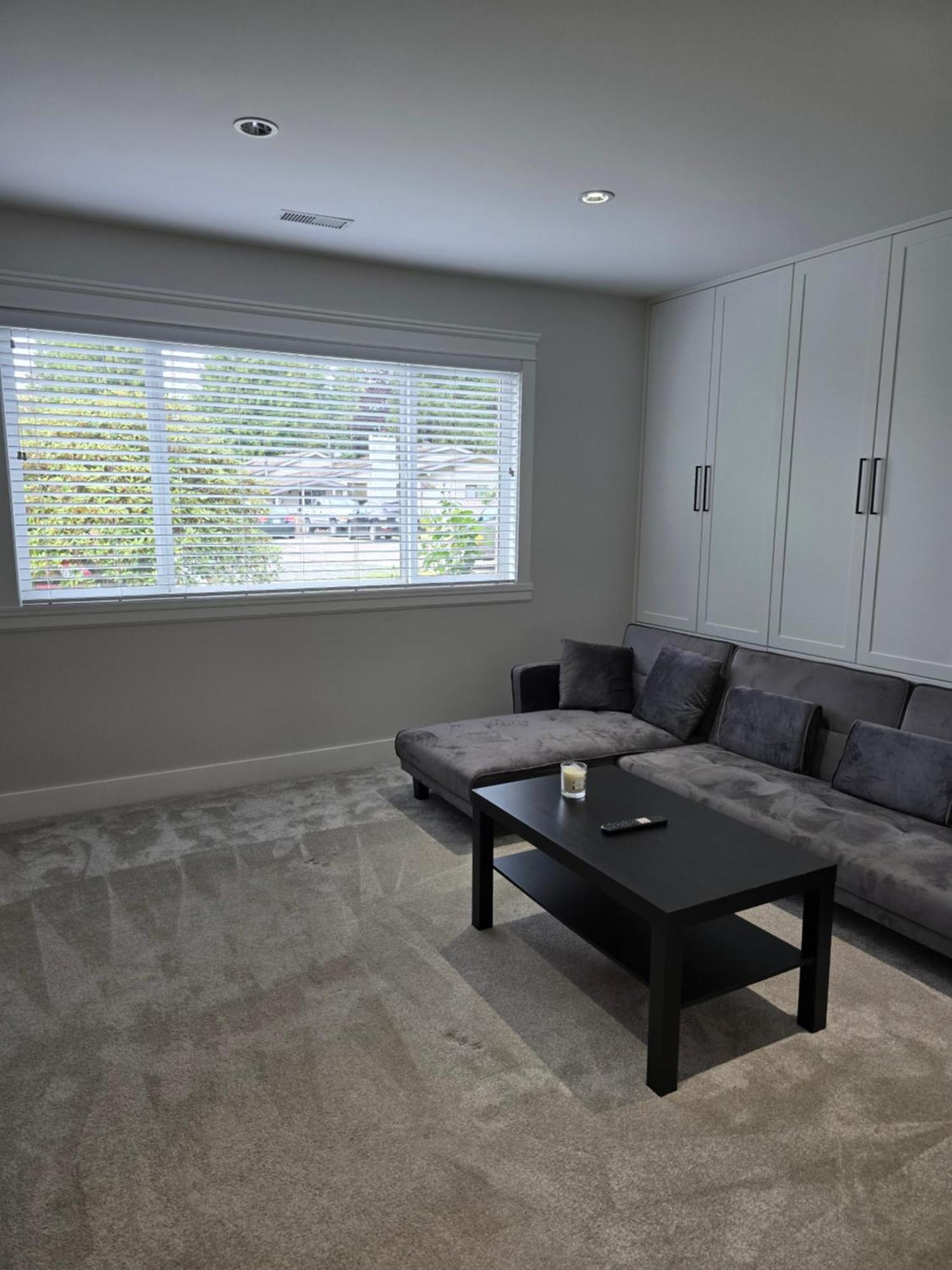 Private 1 Bedroom In Brookswood Langley Buitenkant foto